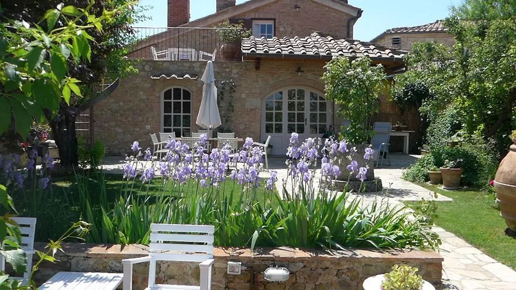 Holiday home Casa Di Leo With Pool Villa Radicondoli Italy